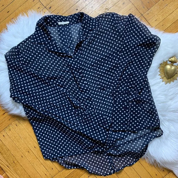 Tea n Rose Sheer Button-down Blouse - Picture 2 of 5